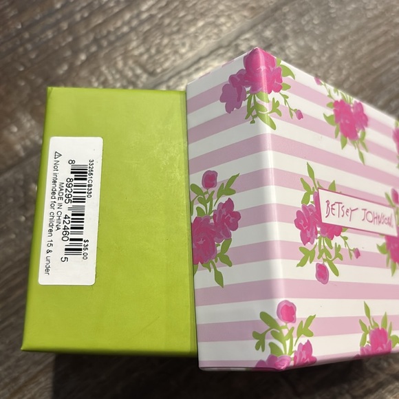 Betsey Johnson gold sea turtle earrings with pink and turquoise jewels! - Picture 3 of 3